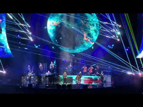 Steppin' Out - Jeff Lynne's Electric Light Orchestra Live at Climate Pledge Arena 8/27/2024
