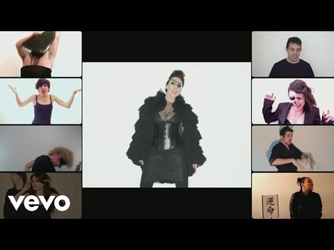 Monica Naranjo, Fans - Solo Se Vive una Vez (4.0 Version) ft. Fans