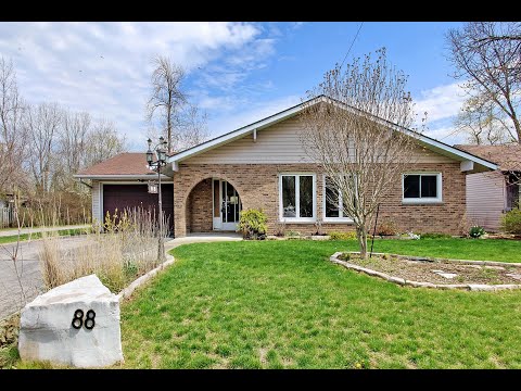 88 Creanona Blvd, Stoney Creek - Bungalow In Great Neighborhood With Great Lake Views