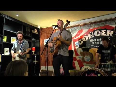 Fiction Plane - Eat (Drink) - Live, instore gig in Amsterdam