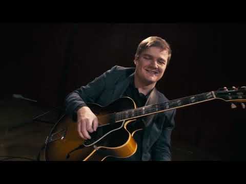 Swiss Jazz Ambassadors feat. Sarah Hanahan - One By One