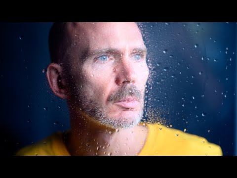 Portrait fotografieren im Regen hinter Glasscheibe mit Stephan Wiesner