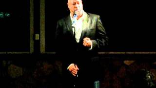 Lee Siegel - Performs: Stephen Sondheim's "SEND IN THE CLOWNS"