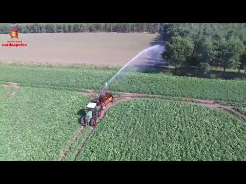 Irrigating with Fasterholt FM 4900 Hydro in a potato crop