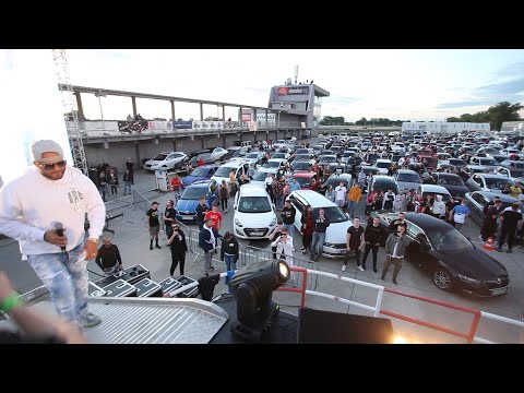 Mal to byť autokoncert Kontrafaktu, mnohí v autách nevydržali