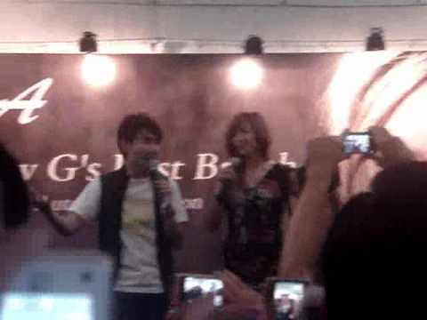 29.9.2010 - GNA performing Supersolo at Autograph Session