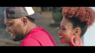 El alfa ft bad bunny -La romana (video  oficial)