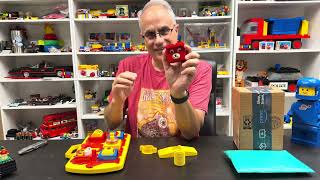 Not qualified to play with this vintage LEGO set