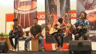 Sunrise IDN - Lelah ' Live Akustik @ LotteMart Fatmawati '