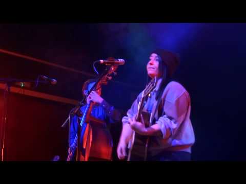 Lucy Spraggan Mountains Live At Leicester's O2 Academy