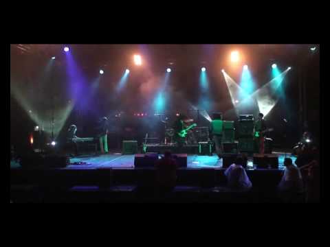 Miss You by STONED - 100% Rolling Stones - Budapest 2009.