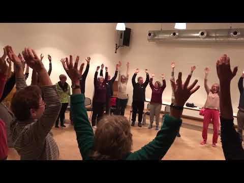 Lachyoga statt Fitness-Studio