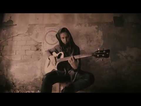 Dmitry Lisenko - Flat Earth (acoustic bass solo, percussive fingerstyle)