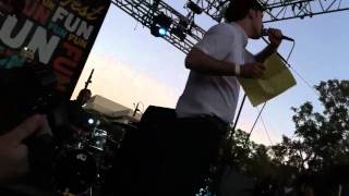 Cap&#39;n Jazz &quot;Take On Me&quot; live