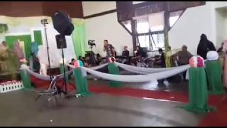 Download lagu AKu yang Terluka - Pesona band Live Wedding mp3