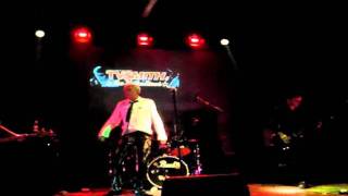 TV Smith Bombsite Boys Live in Bologna May 2010