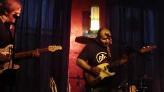 Johnny Bernhard and John Jorgenson AMAZING JAM! - Hello Trouble - Mystiek Theater Enschede 20mei2013