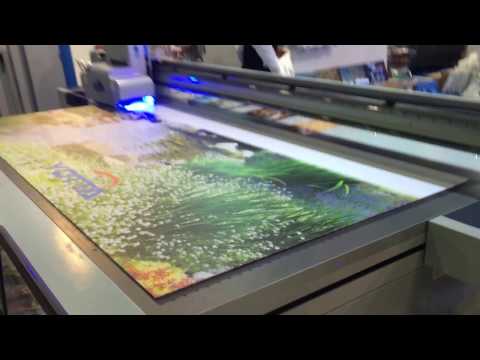 Industrial head uv flatbed printing machine