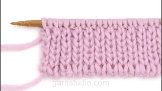 Video thumbnail for How to work a simple Italian cast on around 2 needles, knit 1 and purl 1 (back and forth)