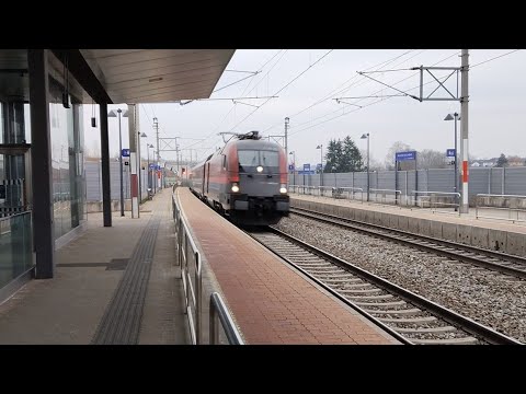 ÖBB railjet mit 230 km/h durch Neukirchen bei Lambach
