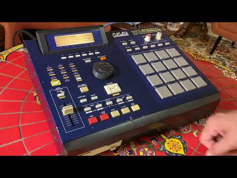 Akai MPC-2000 XL Blue MIDI Production Center 2006 - 2007 - Blue image 15