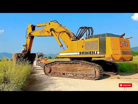 Triple Excavator Transport: Caterpillar 365B, 324E, And Liebherr 964 - Fasoulas Heavy Transports 4k