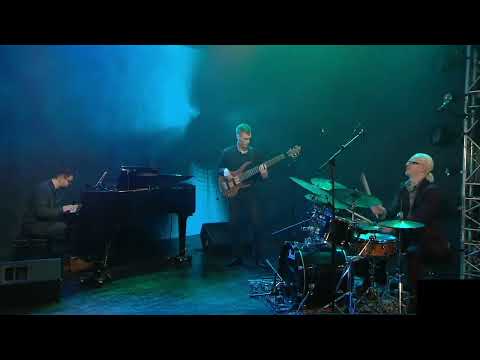 Yogev Shetrit Trio