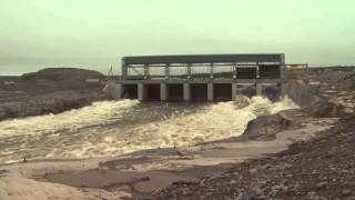 preview picture of video 'Pointe du Bois Spillway Transitions from Old to New - Manitoba Hydro'