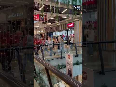 Centro comercial El Sambil de Chacao Edo Miranda este viernes #28Nov, en el marco del Black Friday