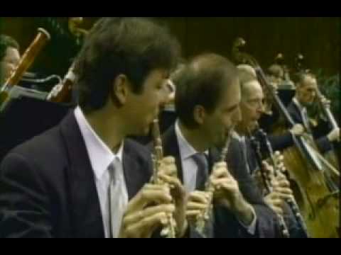 Valery Gergiev conducts Vienna Phil Prokofiev Sym1 Classique