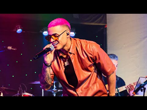 Christian Alicea -  Es Un Secreto (En Vivo)