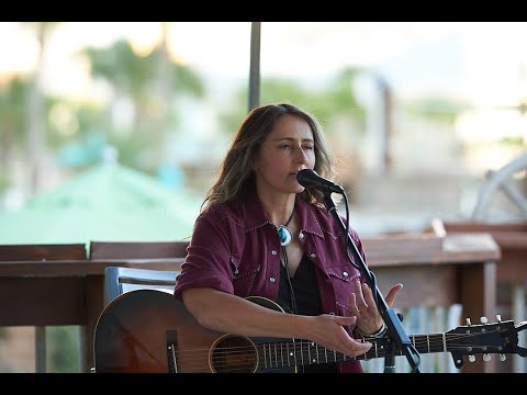 Erin Enderlin - Till It's Gone (Live Pensacola Beach fest)