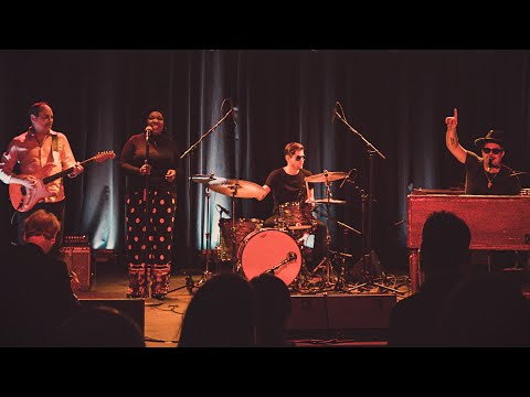 RAPHAEL WRESSNIG & Soul Gift feat. GISELE JACKSON | Blues Shuffle