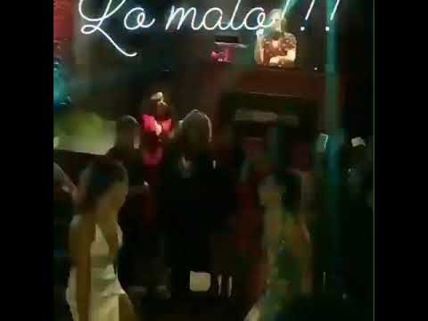 Ana y Aitana bailan Lo malo en los cosmoawards