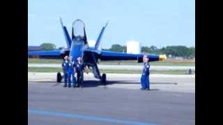 preview picture of video 'Star Spangled Air Show Blue Angels End With Class'