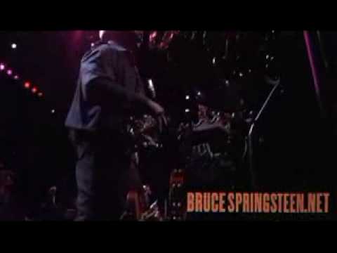 Bruce Springsteen - Santa Claus Is Coming To Town (Live London 2007)