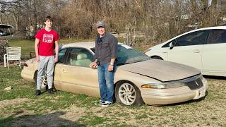 We Found Rattlesnakes in This 15-Year Abandoned Lincoln