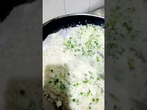 Risibisi Rice...or rather  rice with peas. simple recipe.