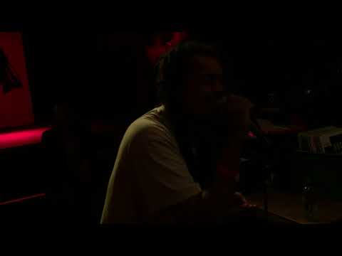 Covenant soundsystem ft lyrical Benji - Nah No Surrender (World Dub) pt2 @ reggae sundance 120818