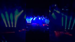 Moenia clásico en el teatro Metropolitan