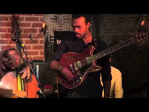 KAVITA SHAH - CHAKI BEN (Gujarati Folk Song)