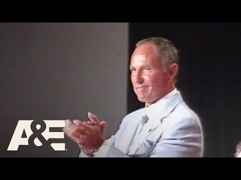 L.A. Burning: The Riots 25 Years Later - The Role of Police Chief Daryl Gates | A&E