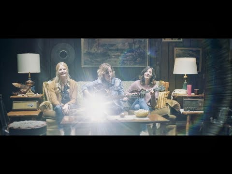 Ennis Sisters - Keeping Time (Official Video)