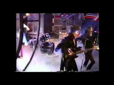 Tiger Feet  - Les Gray's Mud with John (Jack) Berry, Syd Twynham and Wole Rothe on Top Of The Pops