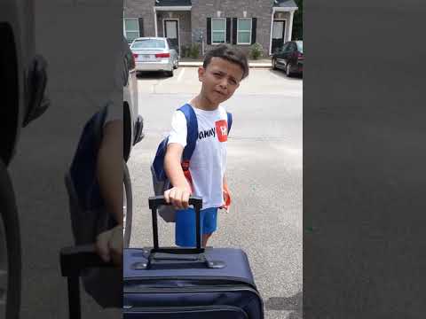 AQUI NADIE ME QUIERE 🤣 #shorts