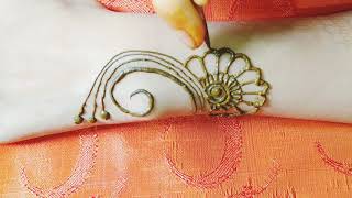 New Stylish Mehndi design For back Hand || Amazing Mehndi Design ||