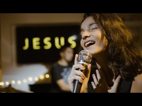 Firme em Tuas Mãos - Yasmin Verissimo - Live Session - Louvor e Adoração