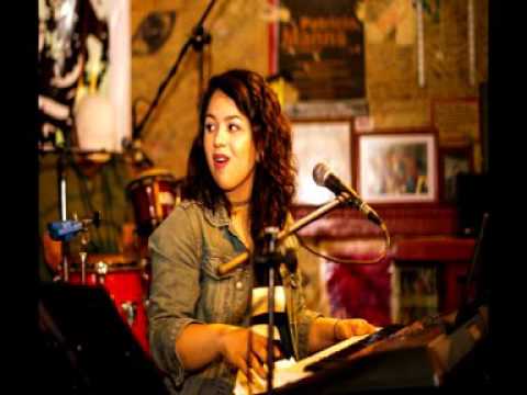 Paula Dominguez  - Ch. El aparecido (Café Brazil)