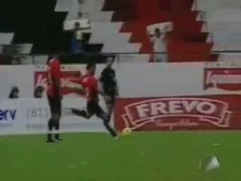 Edilson da Silva (Vitória) - 13/10/2007 - Santa Cruz 1x3 Vitória - 1 gol
