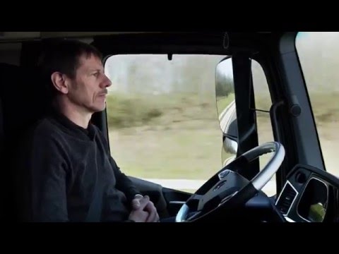 Mercedes-Benz Truck Highway Pilot Connect Technology
